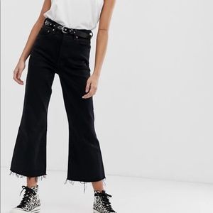 levis black ribcage crop flare jeans